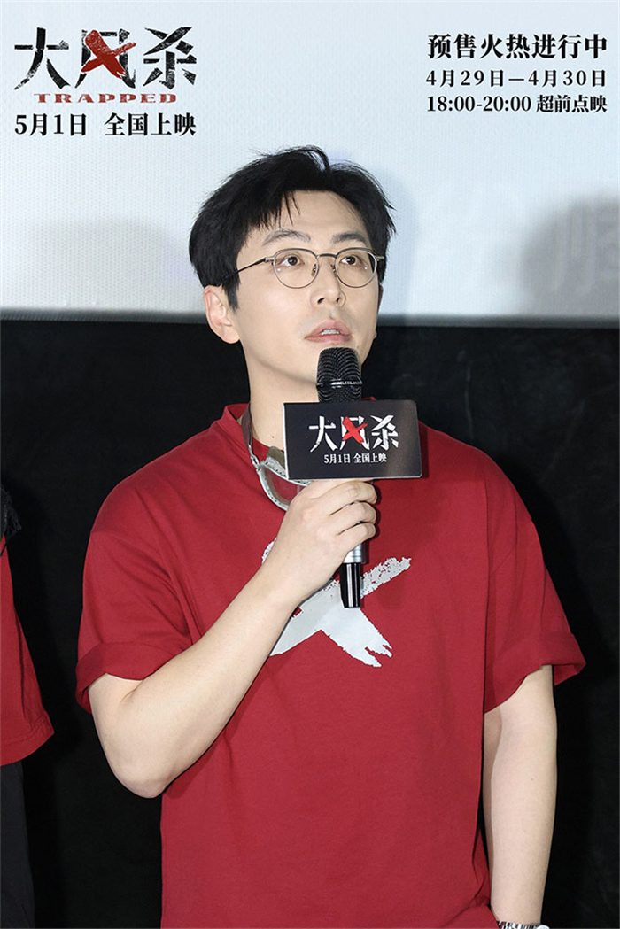 2-领衔主演白客饰夏然.jpg