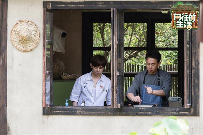 1760933328175193.jpg 2.jpg